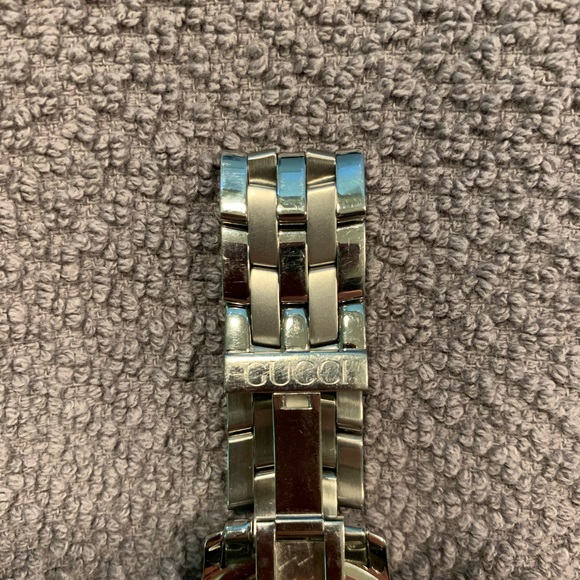 GUCCI G-Class 5500M 11P Diamonds Mens Quartz Watch - Picture 2 of 4